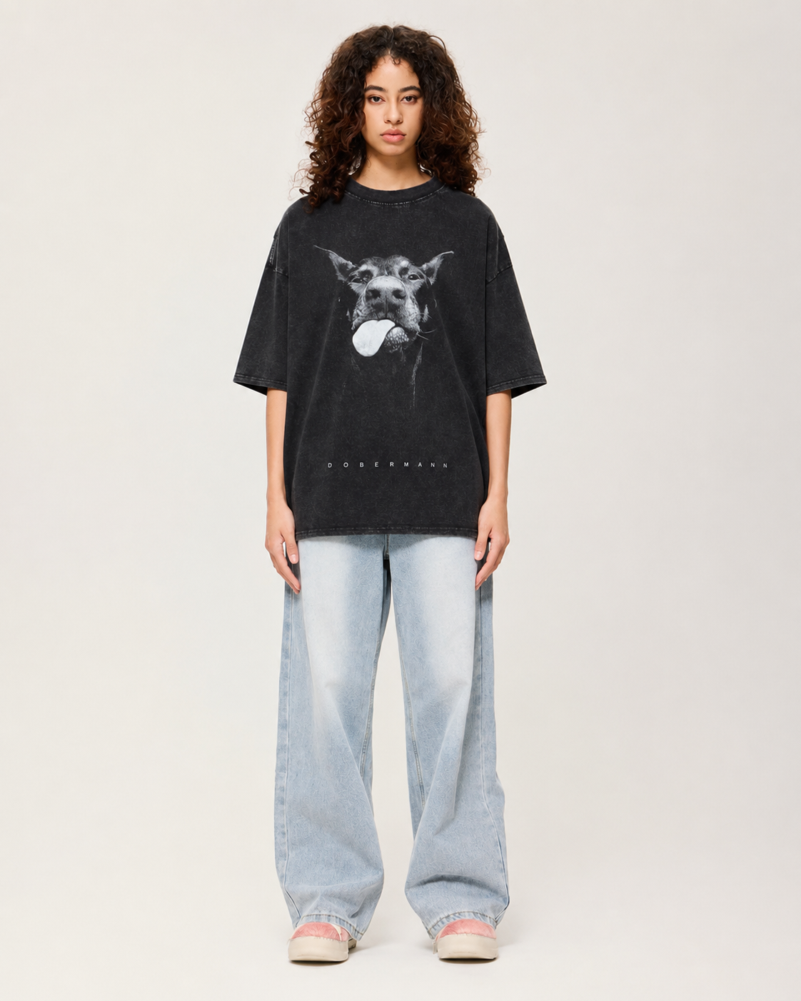 DOBIE - Washed Black Tee