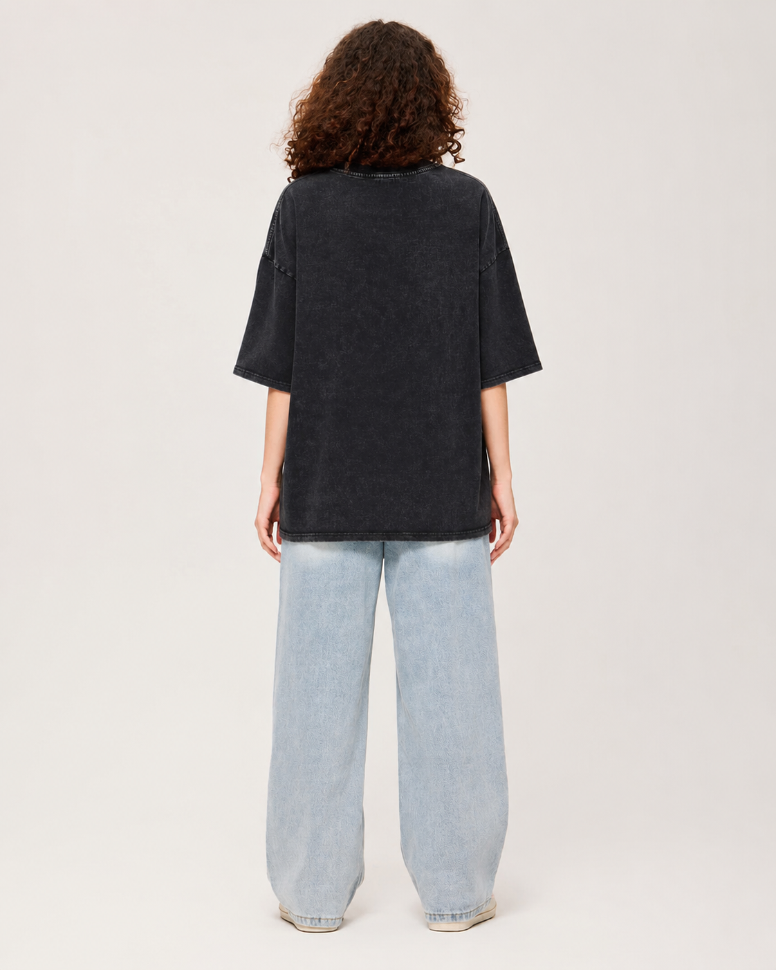 DOBIE - Washed Black Tee